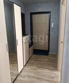 2-к квартира, вторичка, 52м2, 9/9 этаж