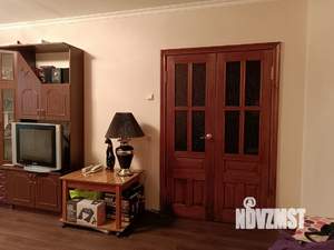 2-к квартира, вторичка, 57м2, 1/10 этаж