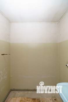 Студия квартира, вторичка, 53м2, 1/10 этаж