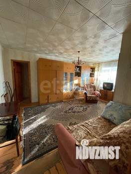2-к квартира, вторичка, 44м2, 1/4 этаж