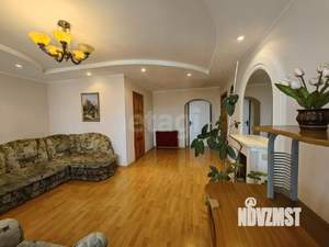 4-к квартира, вторичка, 105м2, 5/5 этаж