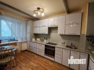 3-к квартира, вторичка, 65м2, 1/10 этаж