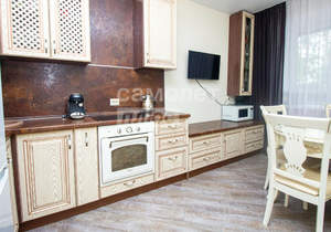 2-к квартира, вторичка, 64м2, 1/9 этаж