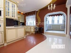 3-к квартира, вторичка, 237м2, 3/3 этаж