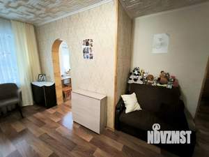 2-к квартира, вторичка, 43м2, 1/4 этаж
