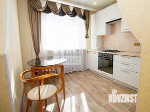 2-к квартира, вторичка, 62м2, 4/4 этаж
