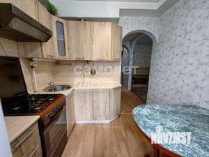 3-к квартира, вторичка, 55м2, -1/2 этаж