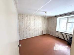 3-к квартира, вторичка, 58м2, 1/9 этаж