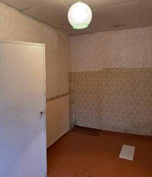 2-к квартира, вторичка, 43м2, 1/4 этаж