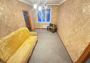 2-к квартира, вторичка, 37м2, 1/2 этаж