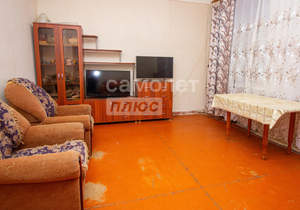 3-к квартира, вторичка, 60м2, 1/3 этаж