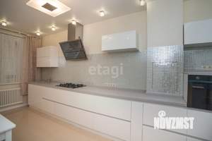 4-к квартира, вторичка, 115м2, 1/9 этаж