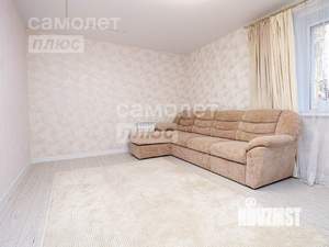 2-к квартира, вторичка, 70м2, 1/4 этаж