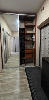 1-к квартира, вторичка, 42м2, 1/4 этаж