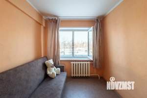 3-к квартира, вторичка, 58м2, 2/6 этаж