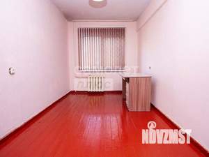 3-к квартира, вторичка, 58м2, 2/5 этаж