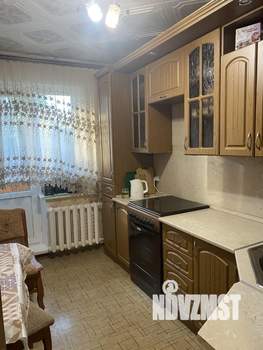 3-к квартира, вторичка, 68м2, 1/9 этаж