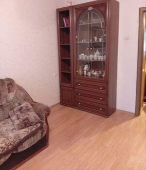 2-к квартира, вторичка, 49м2, 1/5 этаж