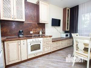 2-к квартира, вторичка, 64м2, 1/9 этаж