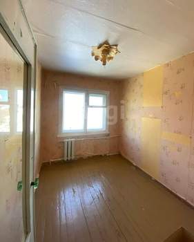 4-к квартира, вторичка, 59м2, 5/5 этаж