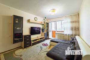 2-к квартира, вторичка, 57м2, 1/9 этаж