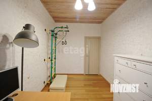 4-к квартира, вторичка, 133м2, 4/4 этаж