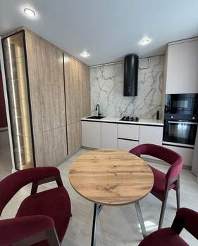 3-к квартира, вторичка, 70м2, 1/9 этаж