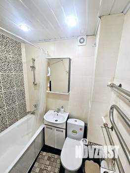 2-к квартира, вторичка, 42м2, 1/5 этаж