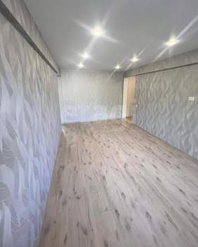 3-к квартира, вторичка, 58м2, 3/5 этаж