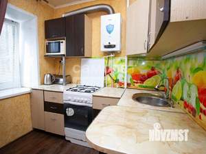 2-к квартира, вторичка, 42м2, 1/5 этаж