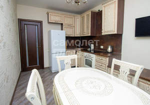 2-к квартира, вторичка, 64м2, 1/9 этаж