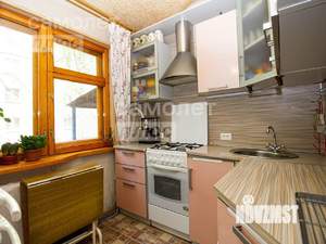 3-к квартира, вторичка, 59м2, 1/5 этаж