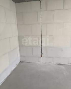 2-к квартира, вторичка, 61м2, 1/9 этаж