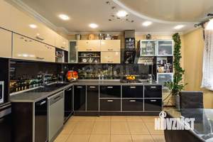 3-к квартира, вторичка, 79м2, 6/10 этаж