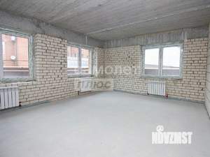 2-к квартира, вторичка, 62м2, 1/3 этаж