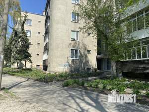 3-к квартира, вторичка, 92м2, 1/4 этаж