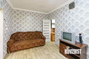 2-к квартира, вторичка, 43м2, 3/3 этаж