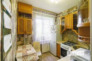 2-к квартира, вторичка, 43м2, 3/3 этаж