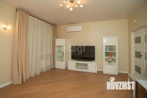 4-к квартира, вторичка, 115м2, 1/9 этаж