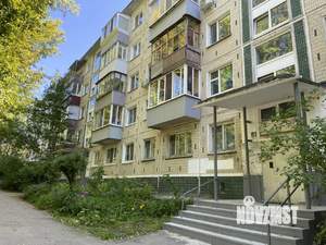 2-к квартира, вторичка, 42м2, 3/5 этаж