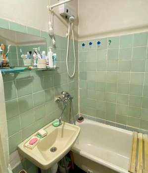 3-к квартира, вторичка, 66м2, 1/9 этаж