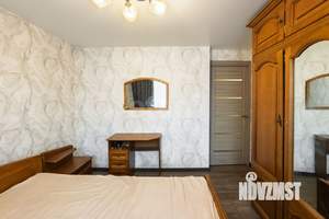 3-к квартира, вторичка, 56м2, 1/16 этаж