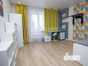 4-к квартира, вторичка, 115м2, 2/9 этаж