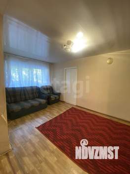 3-к квартира, вторичка, 42м2, 1/4 этаж