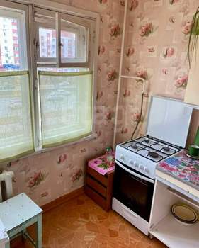 2-к квартира, вторичка, 46м2, 3/5 этаж