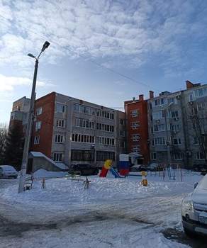 3-к квартира, вторичка, 93м2, 1/5 этаж