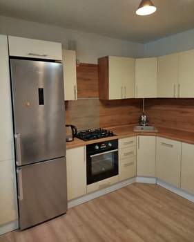 1-к квартира, вторичка, 42м2, 1/3 этаж