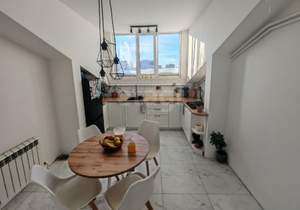 2-к квартира, вторичка, 81м2, 7/7 этаж