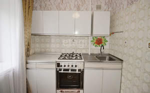 2-к квартира, вторичка, 42м2, 1/5 этаж