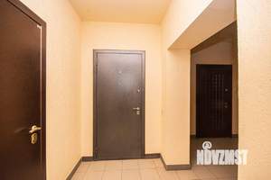 2-к квартира, вторичка, 62м2, 1/4 этаж